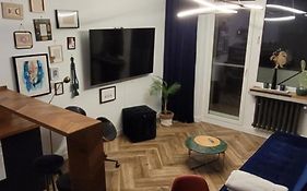 Apartament 3 Pokoje Balkon 50M2 Wyposazone Parking